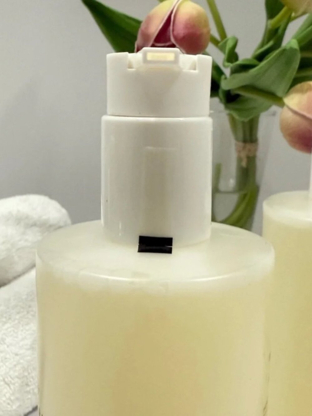 AROMATHERAPY ASSOCIATES LONDON BALANCE BODY CLEANSER 300ml/10 oz. - Picture 8 of 12